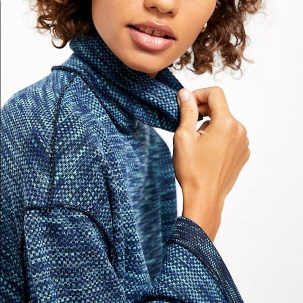 Free People Sunny Days Turtleneck Sweater NWT - Picture 7 of 10